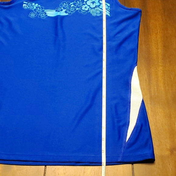 Ladies Under Armour Running Top Sz SMALL - Picture 5 of 7